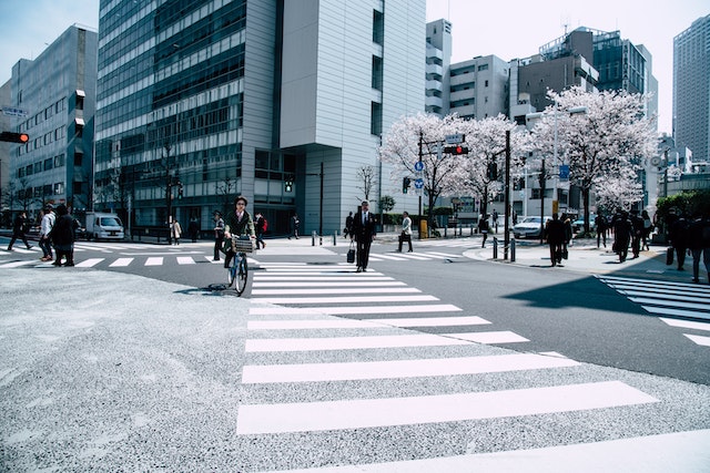 阜阳为何勤工俭学对在日本的留学生的职业生涯至关重要？